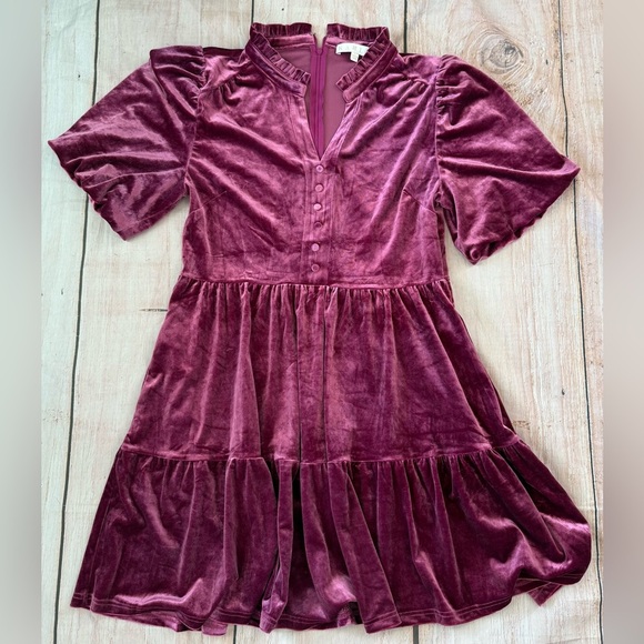 Karlie Dress Woman’s Size Large Velvet Tiered Magenta Pockets Ruffle - Picture 1 of 8